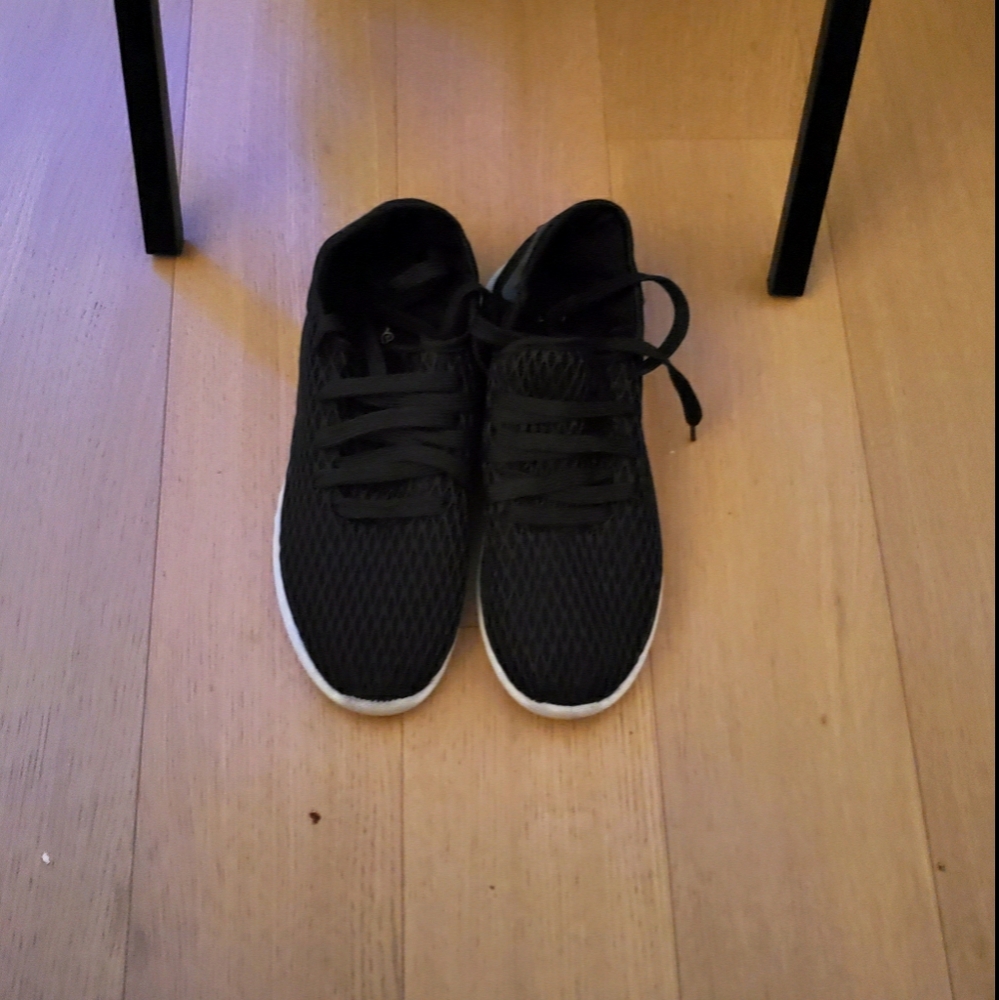 Sole Mates Sneakers